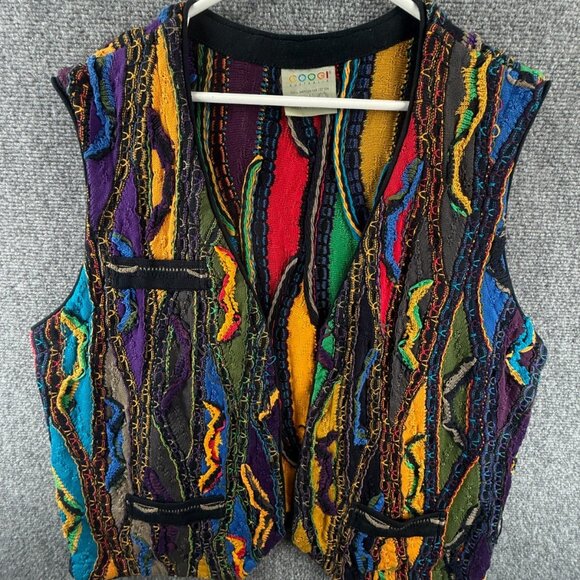 Coogi Medium Cotton Colorful Australia Knit Sweater Vest Sleeveless 3D ** - Picture 1 of 16